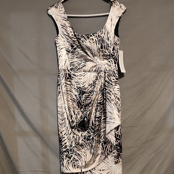 Maggy London NWT Asymmetrical Black and White Dress - Picture 1 of 9